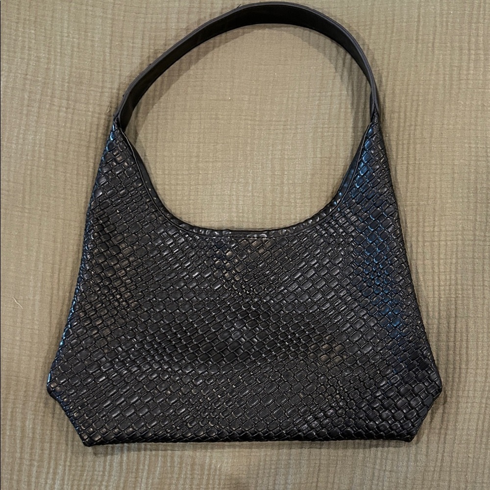 Elegant Black Textured Women's Bag